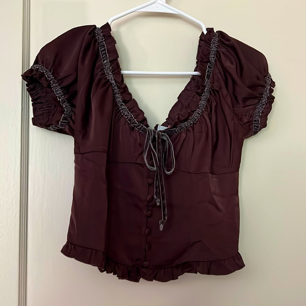 NWT urban outfitters brown crop top size: S
